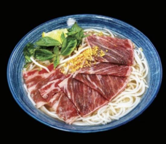 Sliced AAA Beef Noodle AAA牛肉湯粉